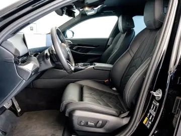 BMW 530 e M pack  Head-up  Bowers  Wilkins  360