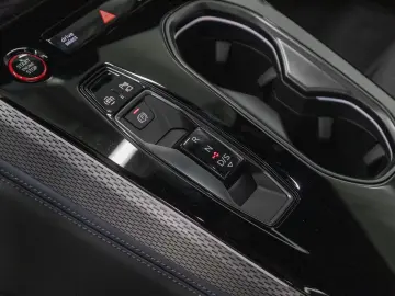 Audi A6 TDI Q S LINE LM21 BuO HuD PANO