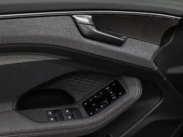 Audi A6 TDI Q S LINE LM21 BuO HuD PANO