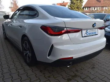 BMW 420 d Gran Coupé GLASDACH AHK M LENKRAD LEDER