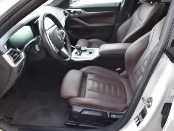 BMW 420 d Gran Coupé GLASDACH AHK M LENKRAD LEDER