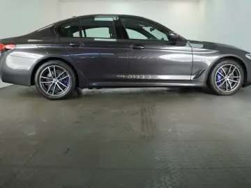 BMW 545e xDrive Limo M Sport