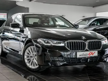 BMW 545e xDrive Business Innovations 360 Head Distr