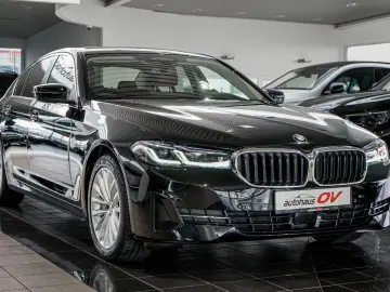 BMW 545e xDrive Business Innovations 360 Head Distr