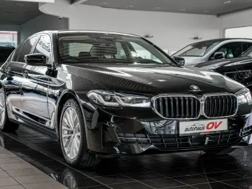 BMW 545e xDrive Business Innovations 360 Head Distr