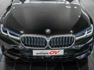 BMW 545e xDrive Business Innovations 360 Head Distr