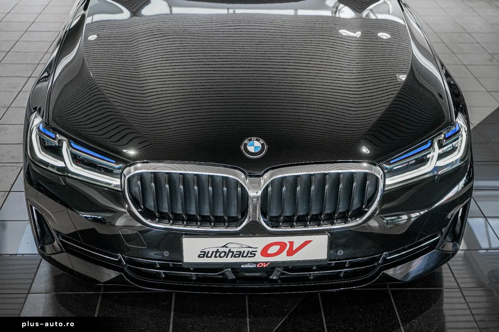 BMW 545e xDrive Business Innovations 360 Head Distr