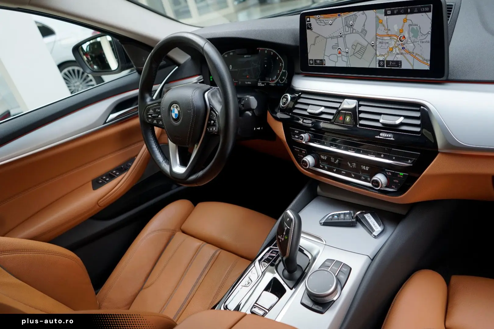 BMW 545e xDrive Business Innovations 360 Head Distr