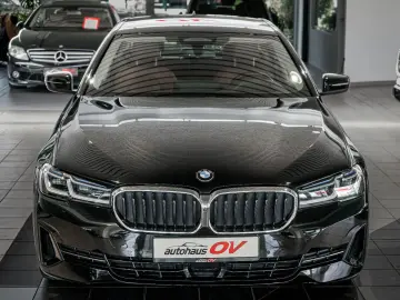 BMW 545e xDrive Business Innovations 360 Head Distr