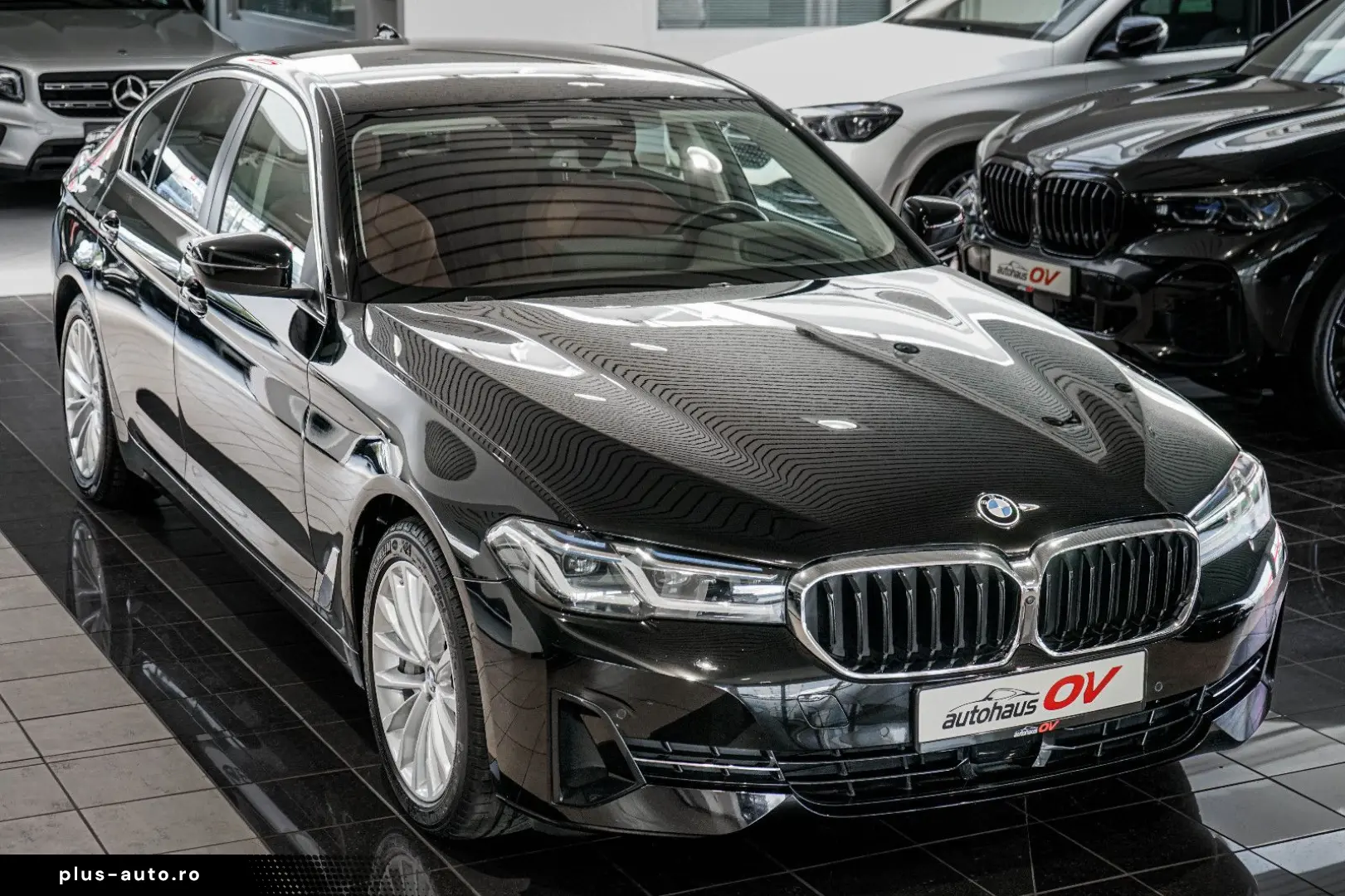 BMW 545e xDrive Business Innovations 360 Head Distr