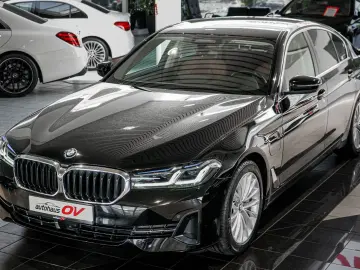 BMW 545e xDrive Business Innovations 360 Head Distr