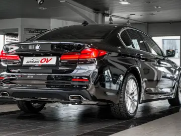 BMW 545e xDrive Business Innovations 360 Head Distr