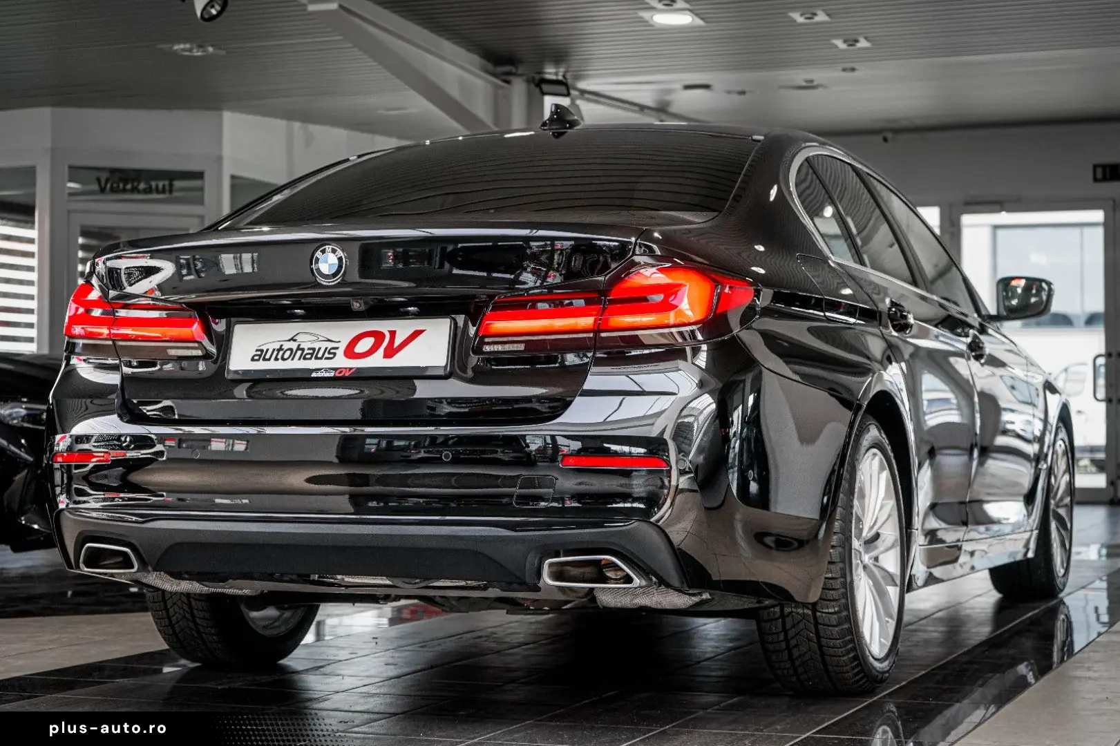 BMW 545e xDrive Business Innovations 360 Head Distr