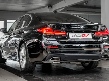 BMW 545e xDrive Business Innovations 360 Head Distr