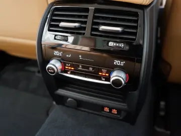 BMW 545e xDrive Business Innovations 360 Head Distr