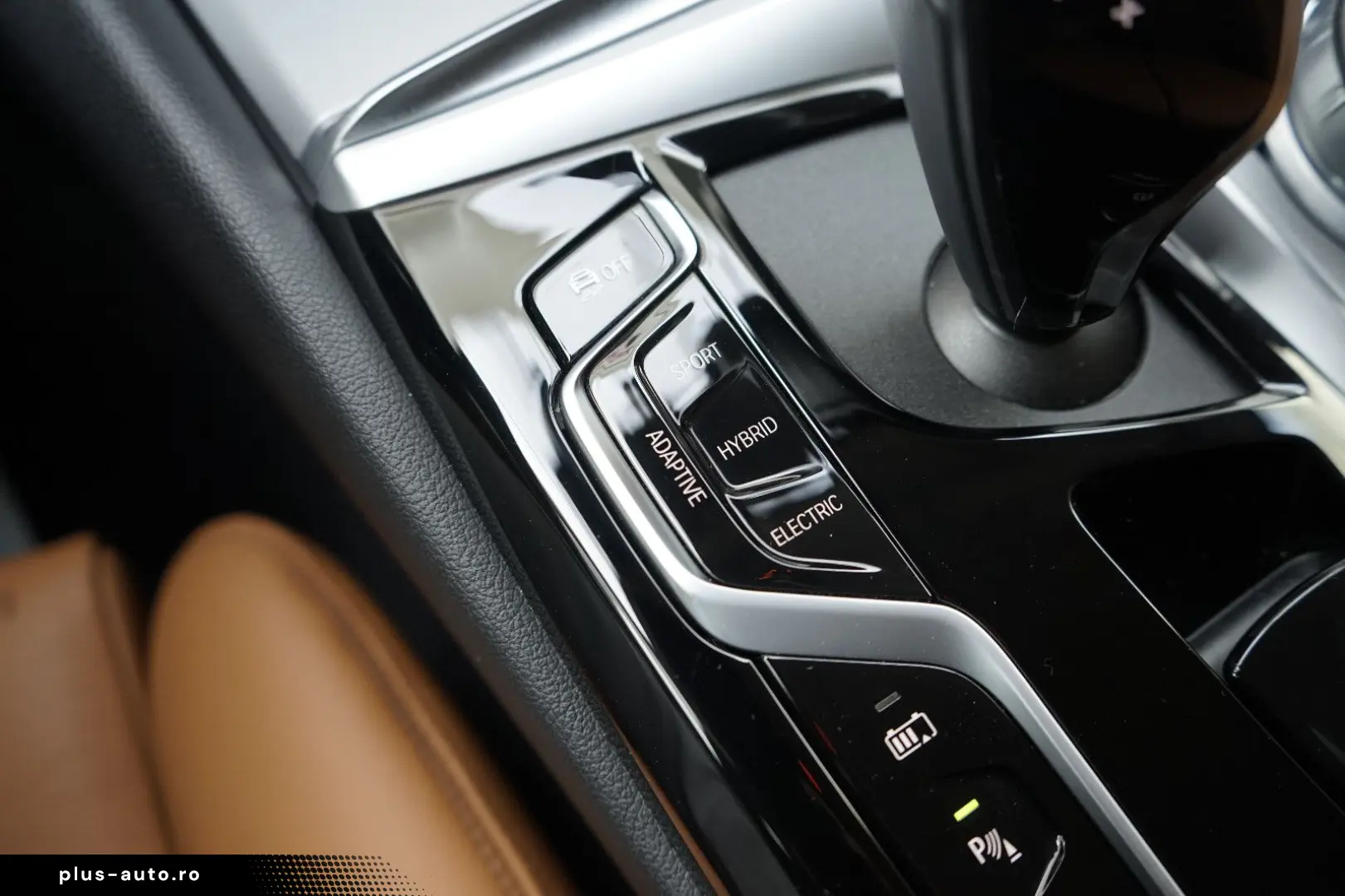 BMW 545e xDrive Business Innovations 360 Head Distr