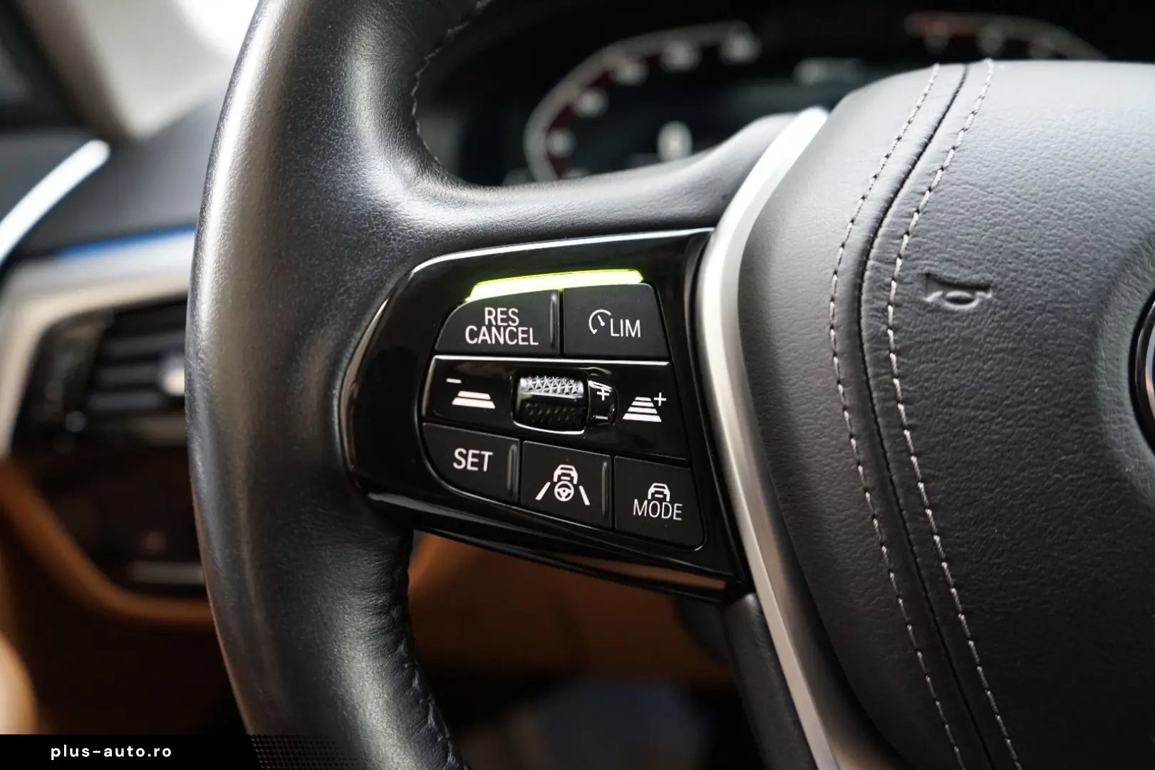 BMW 545e xDrive Business Innovations 360 Head Distr