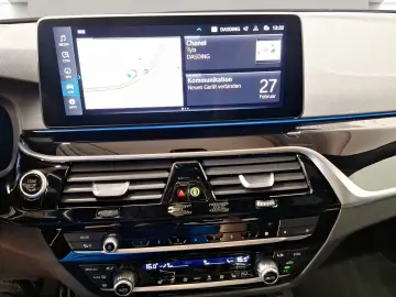 BMW 545e xDrive Limousine M Sport Harman K Head-Up