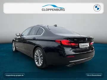 BMW 545e xDrive Limousine Luxury Line Head-Up Navi