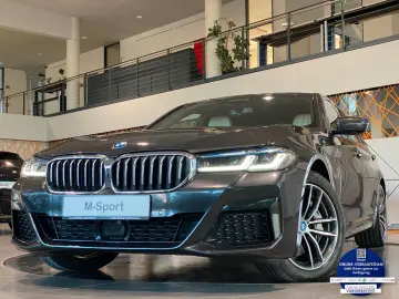 BMW 545e xDr M-Sport Laser Memory SurrView HUD ACC