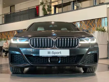 BMW 545e xDr M-Sport Laser Memory SurrView HUD ACC