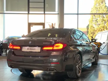 BMW 545e xDr M-Sport Laser Memory SurrView HUD ACC