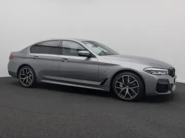 BMW 545e xD M Sport Kamera DAB 4xKlima Alarm 19Zoll