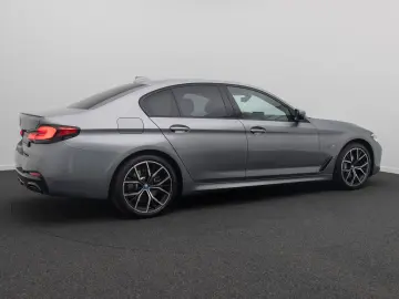 BMW 545e xD M Sport Kamera DAB 4xKlima Alarm 19Zoll