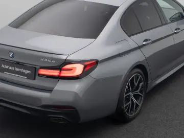 BMW 545e xD M Sport Kamera DAB 4xKlima Alarm 19Zoll