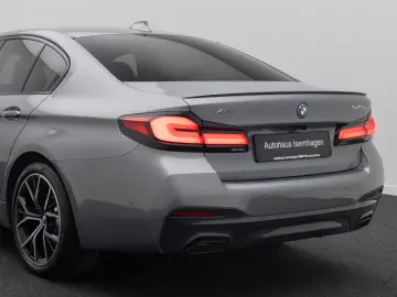 BMW 545e xD M Sport Kamera DAB 4xKlima Alarm 19Zoll