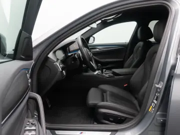 BMW 545e xD M Sport Kamera DAB 4xKlima Alarm 19Zoll