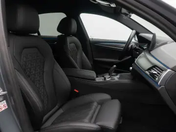 BMW 545e xD M Sport Kamera DAB 4xKlima Alarm 19Zoll