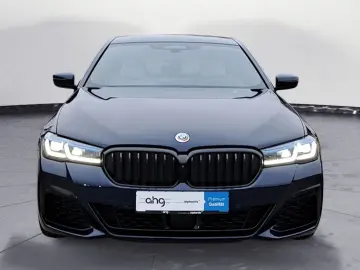 BMW 545e xDrive Limousine M Sportpaket Innovationsp.