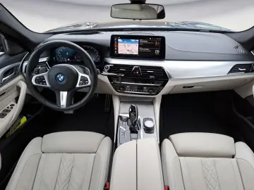 BMW 545e xDrive Limousine M Sportpaket Innovationsp.