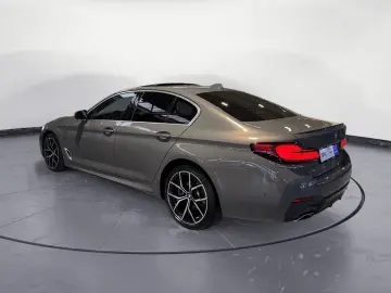 BMW 545e xDrive M Sport AHK Glasdach H&K