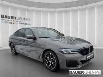 BMW 545 e xDrive M Sport Laserlicht AHK Memory HUD H