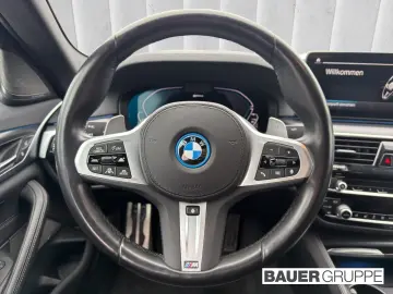 BMW 545 e xDrive M Sport Laserlicht AHK Memory HUD H