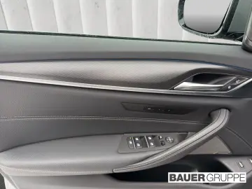 BMW 545 e xDrive M Sport Laserlicht AHK Memory HUD H