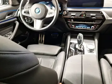 BMW 545e xDrive Limousine M Sport AHK Harman K
