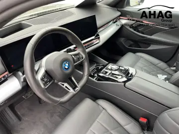 BMW 530e xDrive Limousine