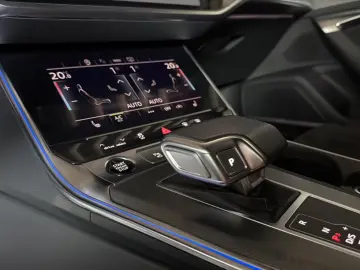 Audi A6 45 TDI quattro S-LINE HD-Matrix Pano Virtual