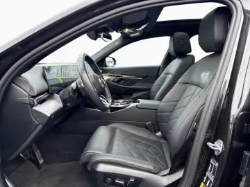 BMW 550e xDrive M Sport Pano AHK H K DAPro PaPro Mem