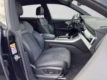 AUDI Q8 50 TDI S LINE