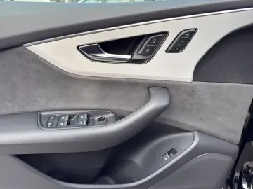 AUDI Q8 50 TDI S LINE