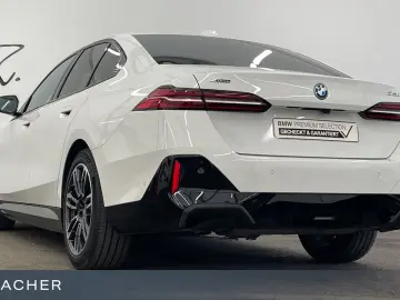 BMW 550e A xDr. Lim M Sport AHK ACCPro 360 LCPRO 19