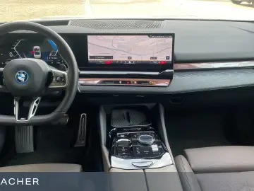 BMW 550e A xDr. Lim M Sport AHK ACCPro 360 LCPRO 19