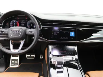AUDI SQ8 TFSI quattro  HD-Matrix  Air  Pano  B&O  AHK