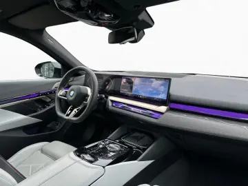 BMW 550e xDr M Sport Pro DA PA-Prof Pano B W Iconic