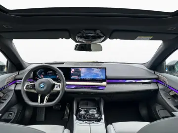 BMW 550e xDr M Sport Pro DA PA-Prof Pano B W Iconic