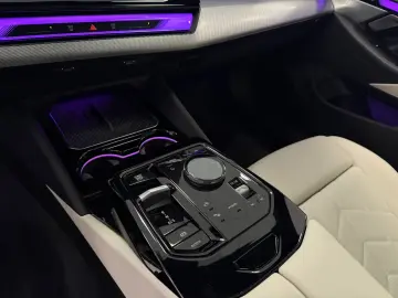 BMW 550 e xD M-Sport Pro PANO B&W ICONIC AHK 360